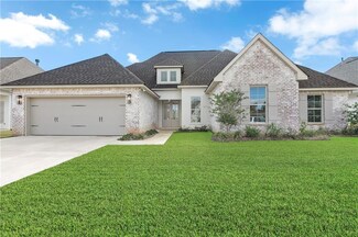 1261 Fox Sparrow Loop, Madisonville, LA 70447