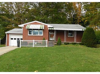 621 Jefferson St, Evans City, PA 16033