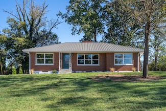 74 Summit Ave, Burnside, KY 42519