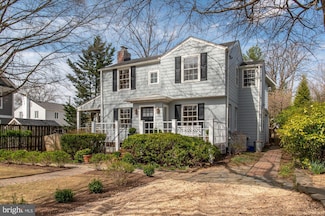 3519 Cummings Ln, Chevy Chase, MD 20815