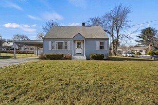 494 Oak Hill Rd, Fitchburg, MA 01420