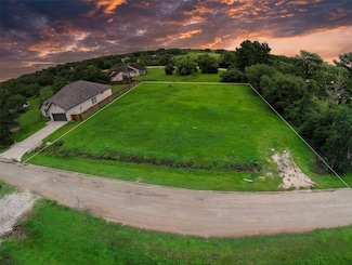 626 Lily St, Prairie View, TX 77484