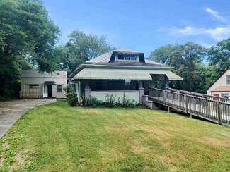 1813 7th St, Radford, VA 24141