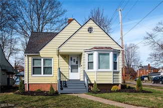 15921 Cloverside Ave, Cleveland, OH 44128