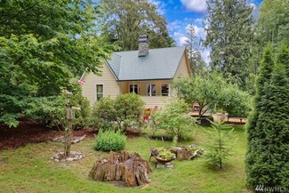 20990 Alder St NE, Indianola, WA 98342