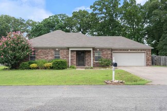 2050 Edith Cir, Conway, AR 72032