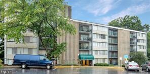 1802 Metzerott Rd Unit 202, Adelphi, MD 20783