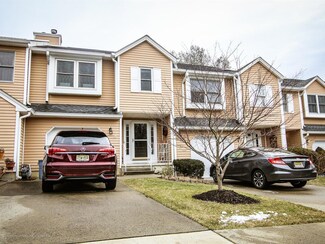 12 Eastborne Dr, Little Silver, NJ 07739