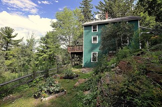 235 Willow St, Lee, MA 01238