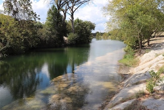 401 High Mesa Dr, Wimberley, TX 78676