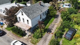 33 Jarrold St, Kingston, NY 12401