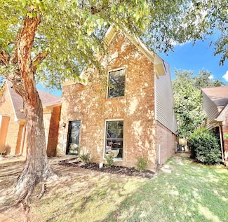 1646 Oaken Bucket Dr, Cordova, TN 38016
