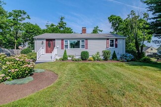 27 Trafalgar Ct, South Weymouth, MA 02190
