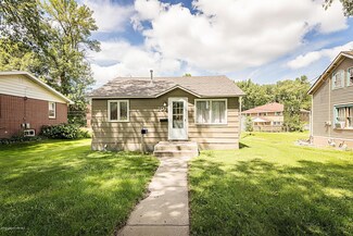 707 Friberg Ave, Fergus Falls, MN 56537