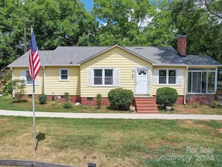1102 White Store Rd, Wadesboro, NC 28170