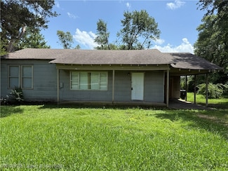 808 E Redwood Ave, Sallisaw, OK 74955