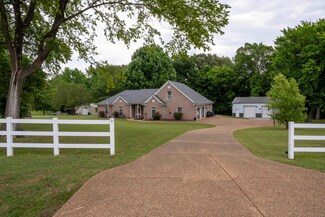 5570 Feathers Chapel Dr, Somerville, TN 38068