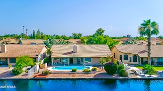 514 E Stonebridge Dr, Gilbert, AZ 85234
