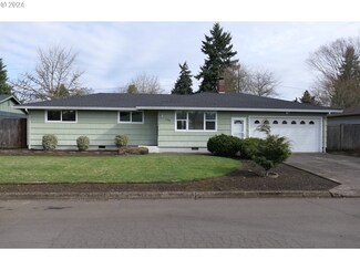 1793 Hemlock St, Eugene, OR 97404