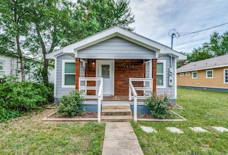 4042 Ladale Dr, Dallas, TX 75212