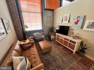 1010 Arch St Unit 304, Philadelphia, PA 19107