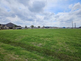 5730 Muskogee Ln, Bridlewood Estates, TX 77469