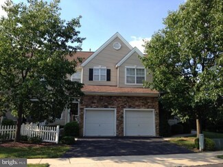 2305 Dahlia Cir, Dayton, NJ 08810