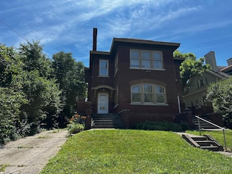 933 Marion Ave, Cincinnati, OH 45229