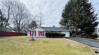 296 W Hickory Dr, Ellettsville, IN 47429