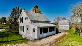 30 Mill St, Harrington, ME 04643