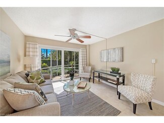 1300 Gulf Shore Blvd N Unit 104, Naples, FL 34102