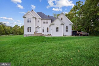 4232 Lawnvale Dr, Gainesville, VA 20155