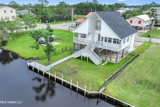11113 Lagan St, Bay Saint Louis, MS 39520