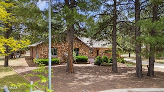 2468 N Strawberry Way, Flagstaff, AZ 86004