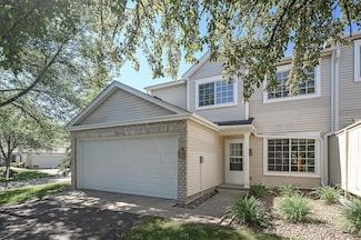 10806 Lexington Dr, Eden Prairie, MN 55344