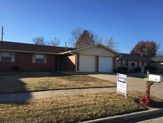 1608 NW 75th St, Lawton, OK 73505