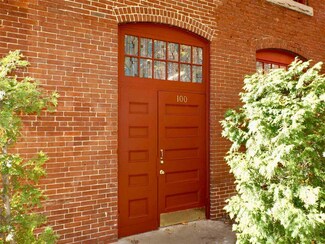 470 Silver St Unit 100, Manchester, NH 03103