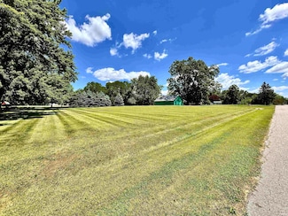 2572 W Ridge Rd, Peru, IN 46970