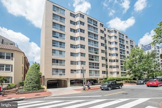 922 24th St NW Unit 115, Washington, DC 20037