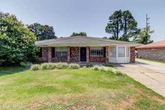 2281 Stelly Dr, Biloxi, MS 39531