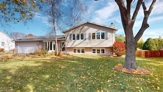 736 Lucas Ln, Jefferson, WI 53549