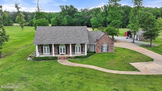 332 Holmes Hollow Ln, Canton, MS 39046