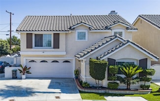 220 S Linhaven Cir, Anaheim, CA 92804