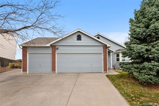 5343 S Ukraine Way, Aurora, CO 80015