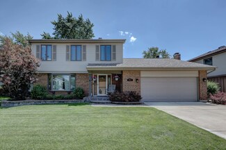 1023 Concord Dr, Bartlett, IL 60103