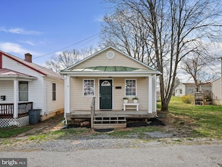 210 S George St, Ranson, WV 25438