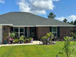 5653 Burr St, Milton, FL 32570