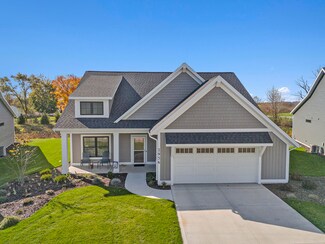 2956 Osprey Dr, Hudsonville, MI 49426