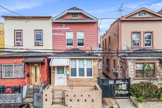 34-49 110th St, Corona, NY 11368