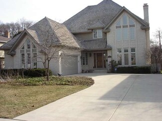 617 N Oak St, Hinsdale, IL 60521